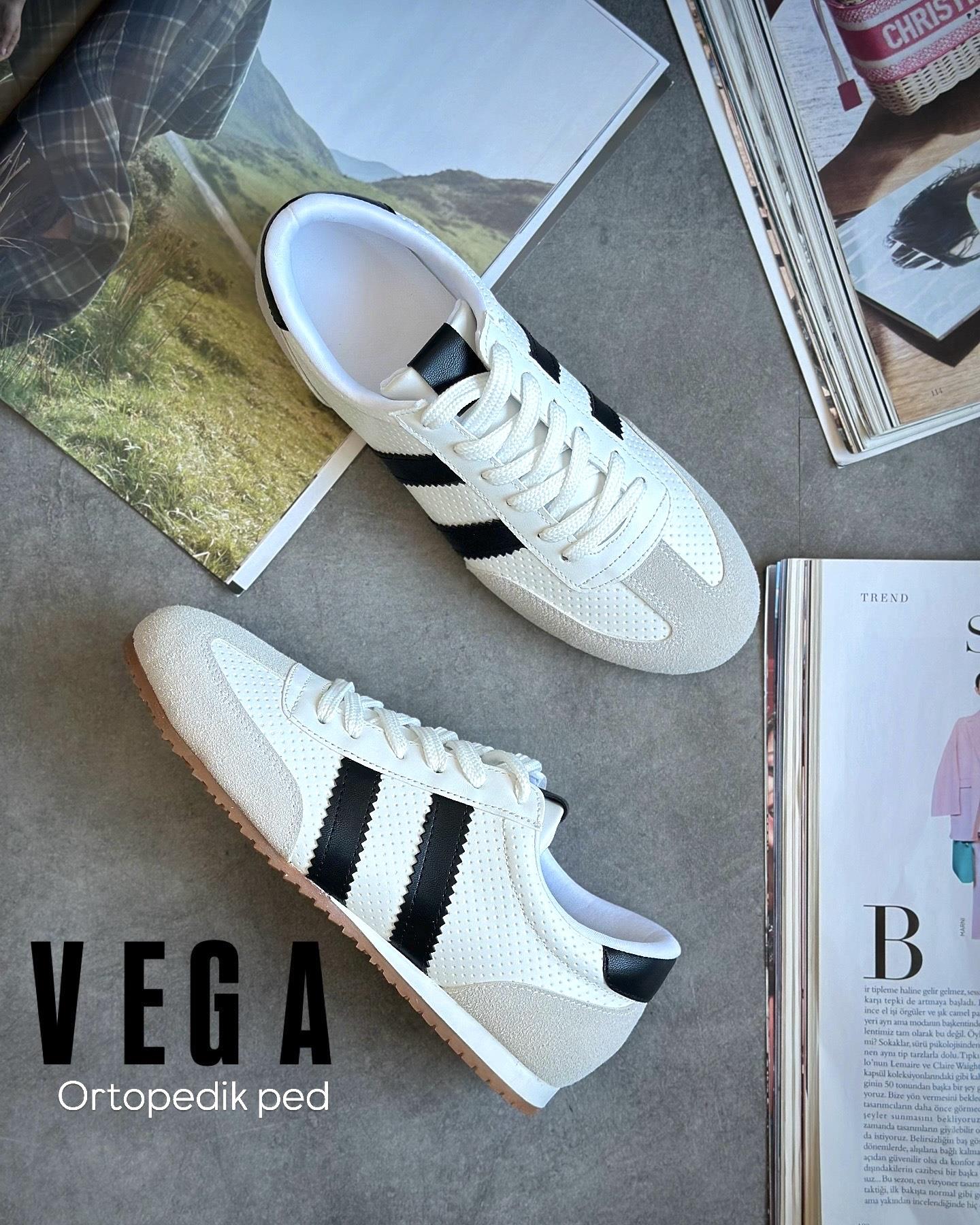 ZUUMSNEAKERVega Kadın Sneaker - Beyaz & Siyah