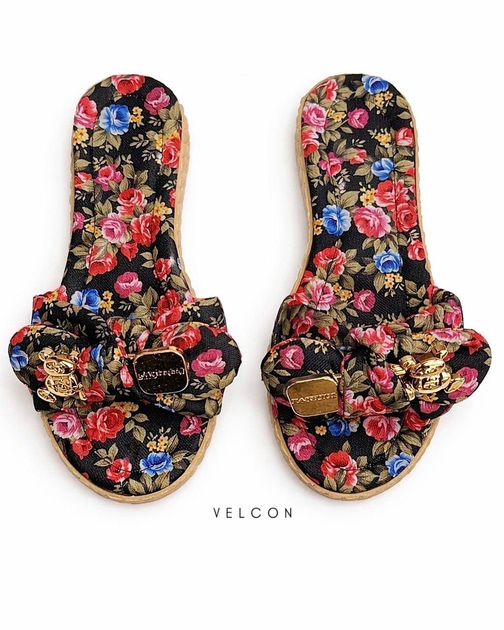 ZUUMSANDALET & TERLİKVelcon Günlük Kadın Terlik - Siyah & Çiçekli
