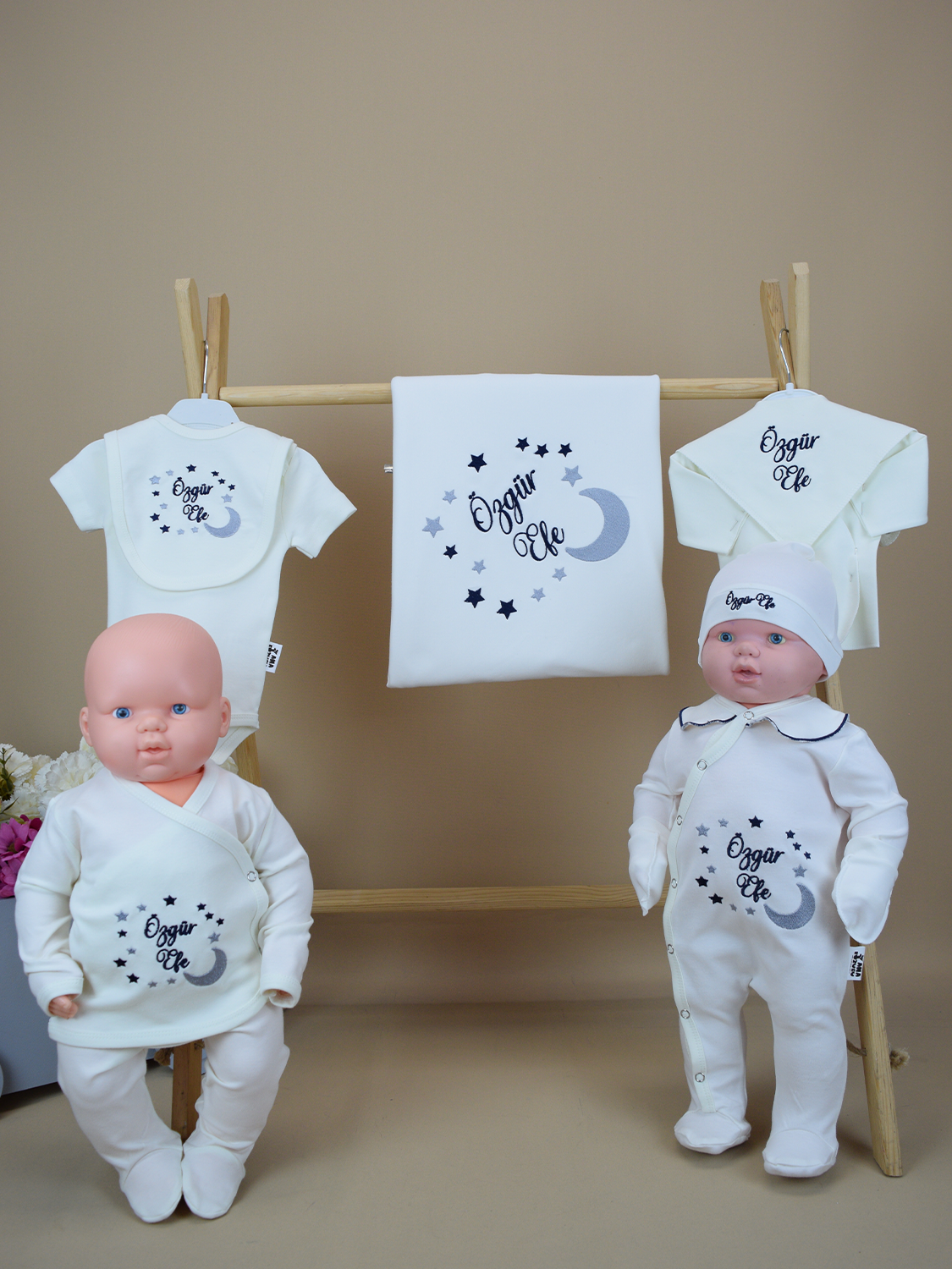 Ana Kuzusu İsme Özel Nakış Hastane Çıkışı   Yıldız Ay  Desen Yakalı Set 10SYK60