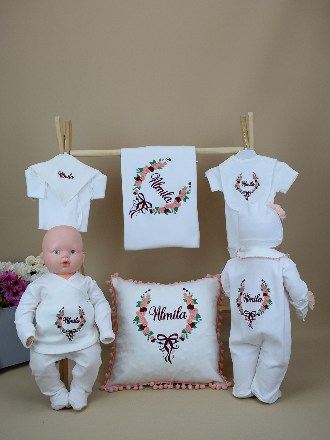 Ana Kuzusu İsme Özel Nakış Hastane Çıkışı Çiçek Çelenk Çelenk   Yastık Yakalı Set11ÇÇSÇ28