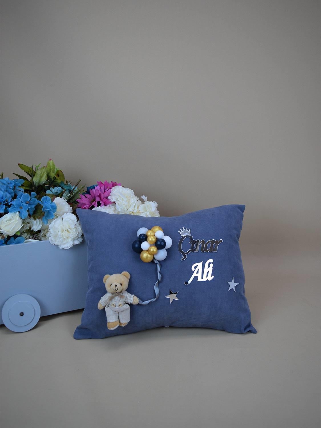 Ana Kuzusu İsme Özel Pleksi Harfli Yastık 1PY55
