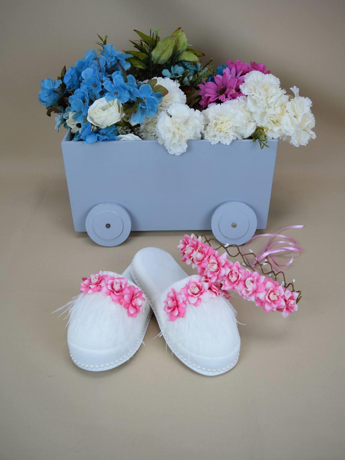 Ana Kuzusu Kadın Lohusa Lohusa Beyaz Terlik Seti Pembe Çiçek