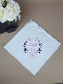 Ana Kuzusu İsme Özel Battaniye Melek Kanadı Çiçek Çelenk Nakış 1BPC44