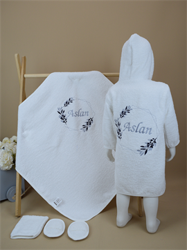 Ana Kuzusu İsme Özel Geometrik  Desen Bornoz Seti 4GOMFB01