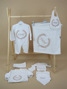 Ana Kuzusu İsme Özel Hastane Çıkışı Çelenk  10SCT83