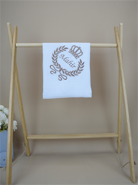 Ana Kuzusu İsme Özel Müslin Kumaş Battaniye  Kral Çelenk Desen 1MKÇ118