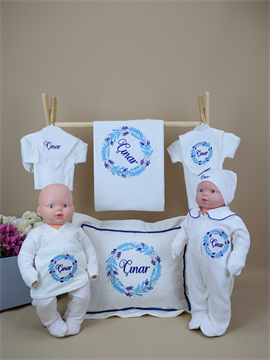 Ana Kuzusu İsme Özel Nakış Hastane Çıkışı Battaniye Kar Desen Çelenk  Fırfırlı Yastık Yakalı Set11KDSÇ27