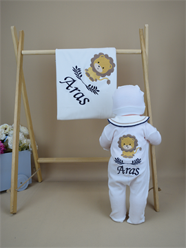 Ana Kuzusu İsme Özel Nakış Mini Set Aslan Desen Tulum  Penye Battaniye Yakalı Set 4SAD053