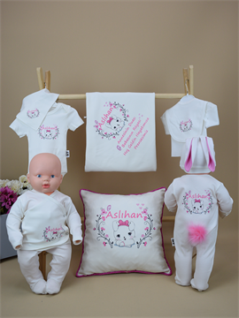 Ana Kuzusu İsme Özel Tavşan Desen Hastane Çıkışı Yastık  Baskı 11TVŞ11