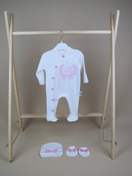 Ana Kuzusu İsme Özel Tulum Seti Çelenk Nakışlı Kanat   3TGK01