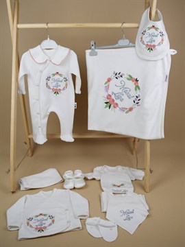 Ana Kuzusu İsme Özel Yakalı Hastane Çıkışı Penye  Battaniye Çiçekli Patik 10SFT83