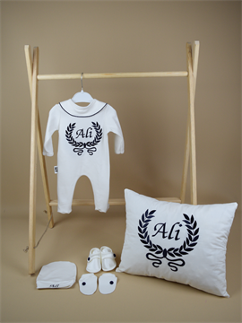 İsme Özel Nakış Mini Set  Çelenk Tulum Patik Yastık Yaka Set 5SÇS041