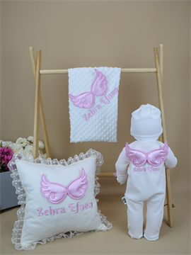 İsme Özel Nakış Mini Set İsim Kanat Tulum Nohut  Battaniye Yastık Set 5STSD042