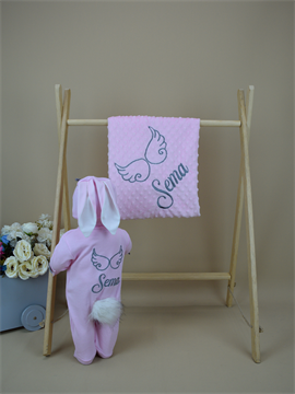 İsme Özel Nakış Mini Set Kanat Desen Tulum Battaniye Tavşan Set 4SKD052