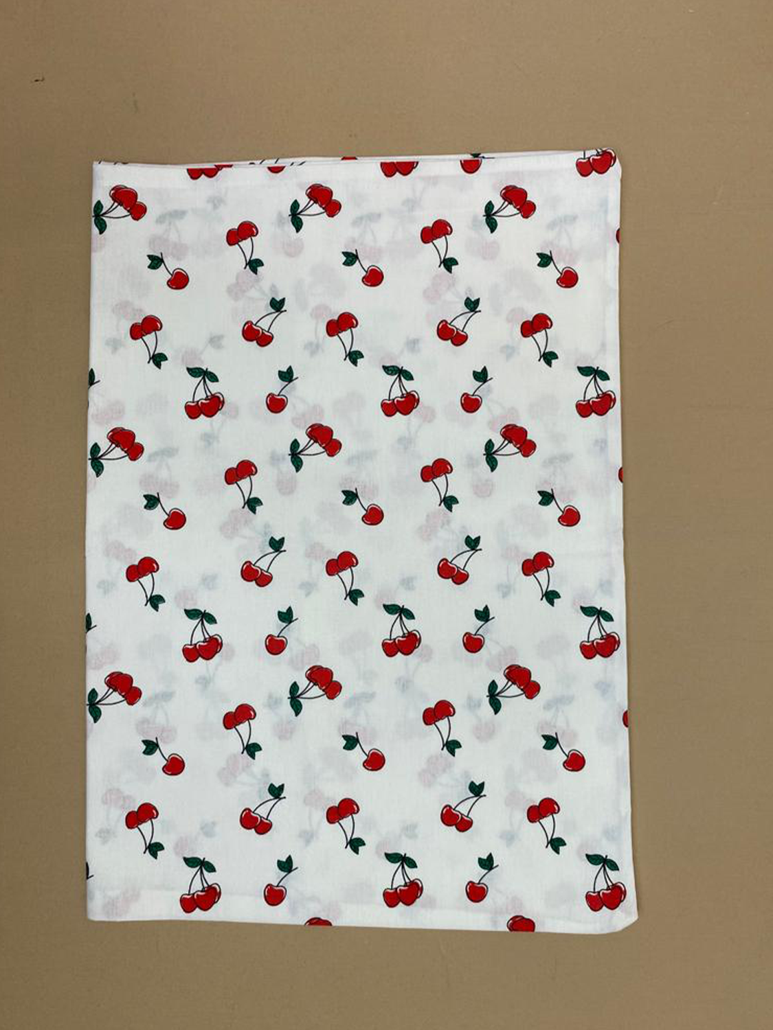 Ana Kuzusu Çift Kişilik 2 li Takım Kiraz Desen 4 Adet Yastık Kılıfı