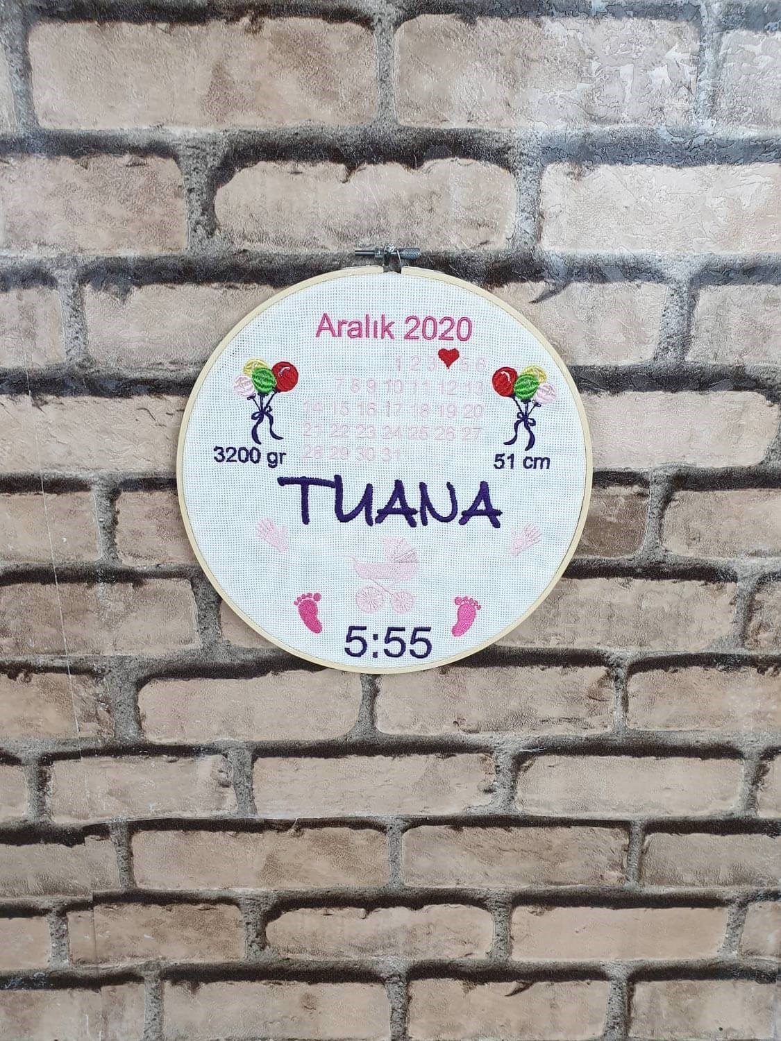 Ana Kuzusu İsme Özel Kasnak Kapı Süsü KKS011