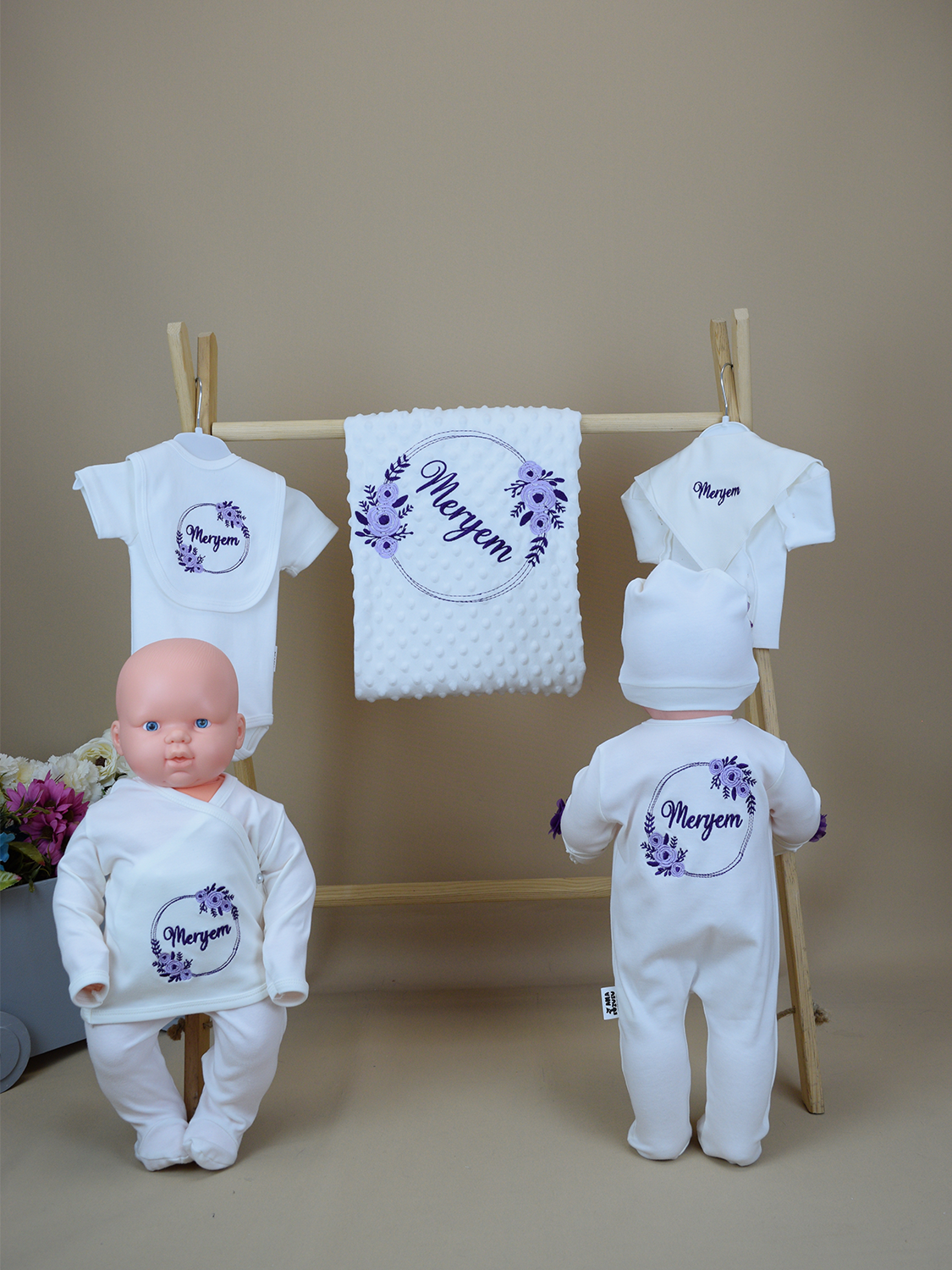 Ana Kuzusu İsme Özel Nakış Hastane Çıkışı İsim Gül Demeti Desen Nohut Battaniye 10SÇKD24