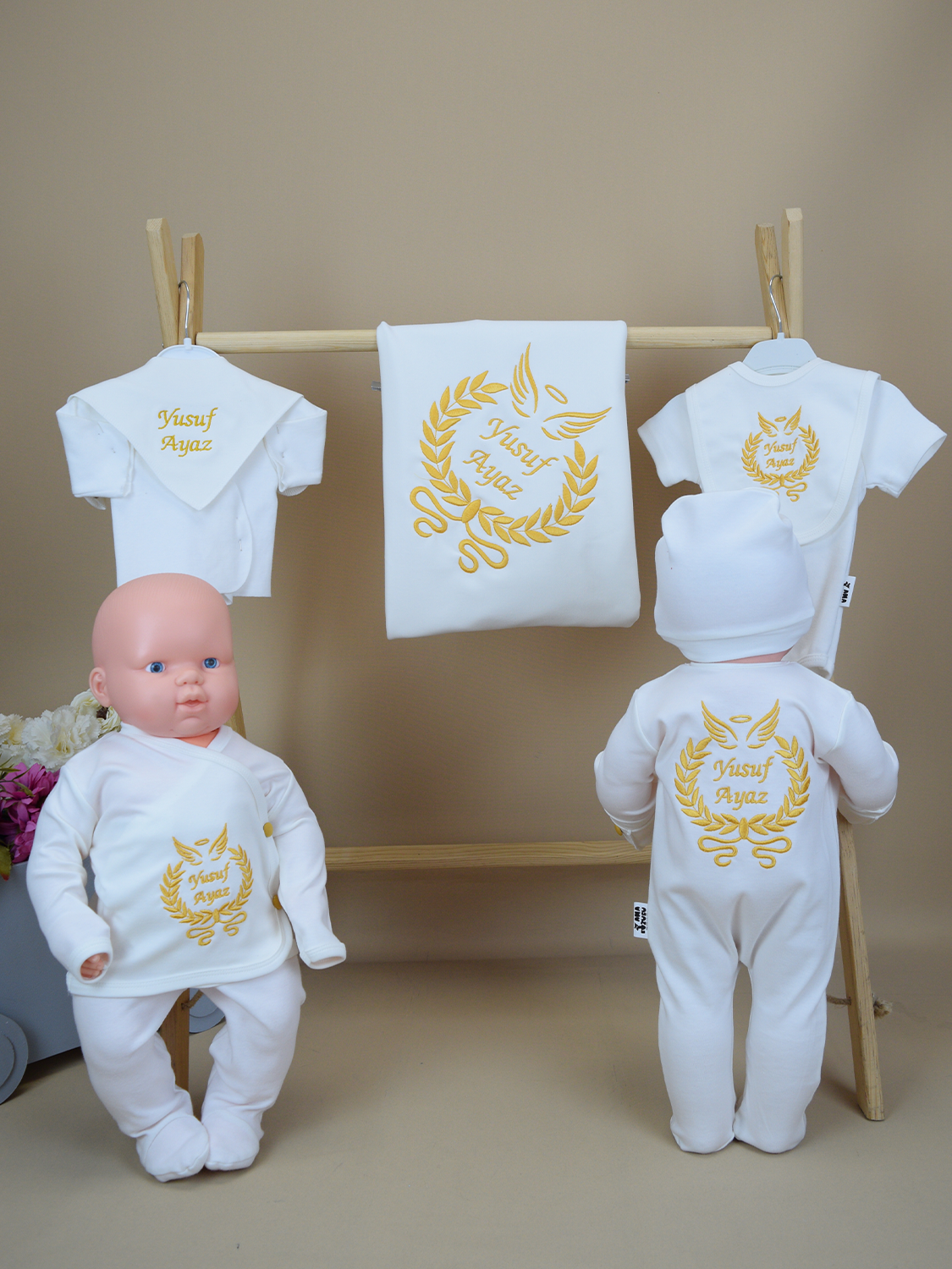 Ana Kuzusu İsme Özel Nakış Hastane Çıkışı İsim Çelenk Melek Desen  10SÇMLK24