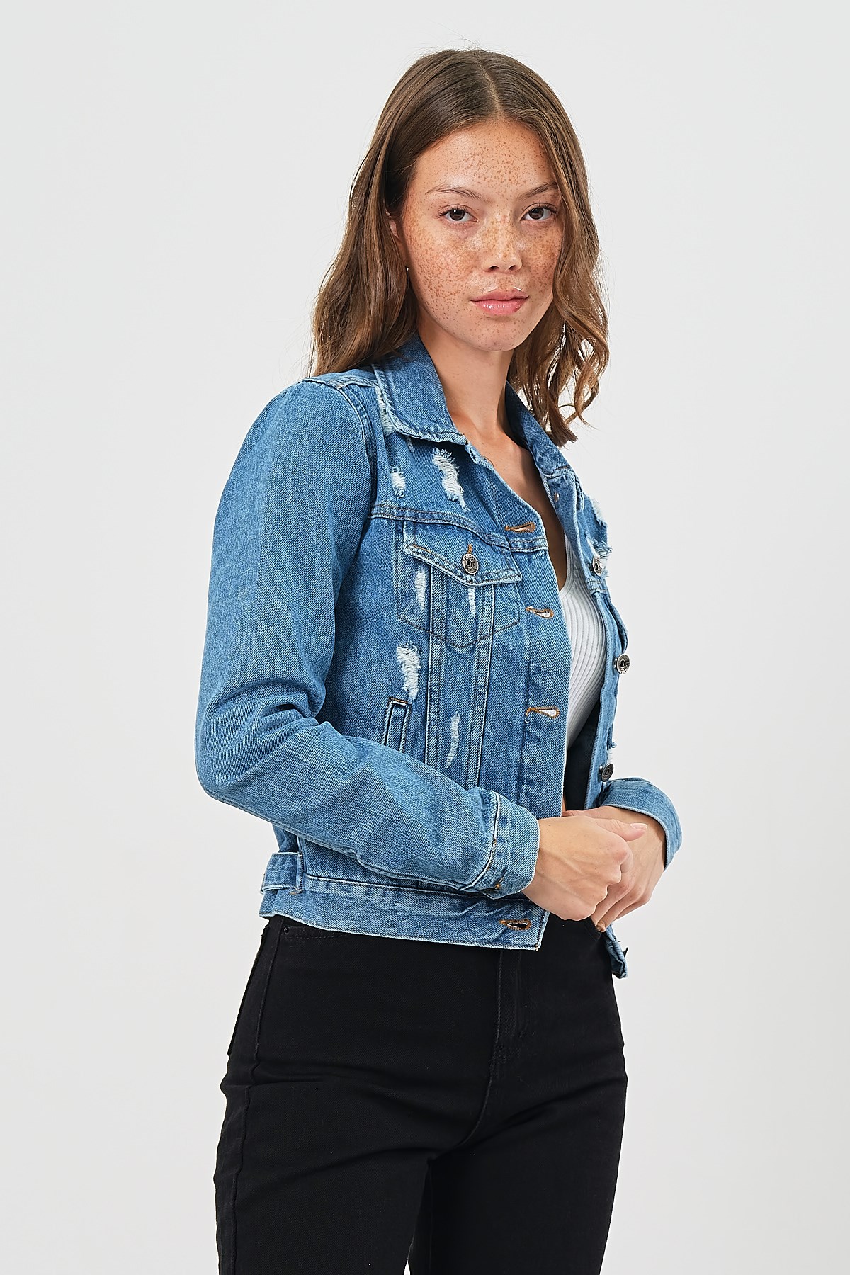 Kadın Açık Mavi Yırtık Kısa Kot Ceket
