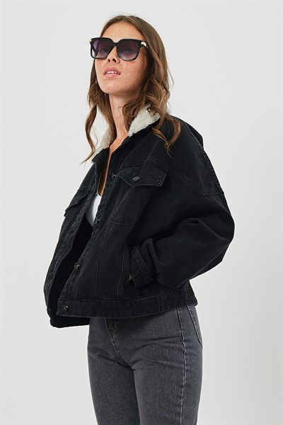 Kadın Siyah Yakası Kürklü Oversize Kot Ceket