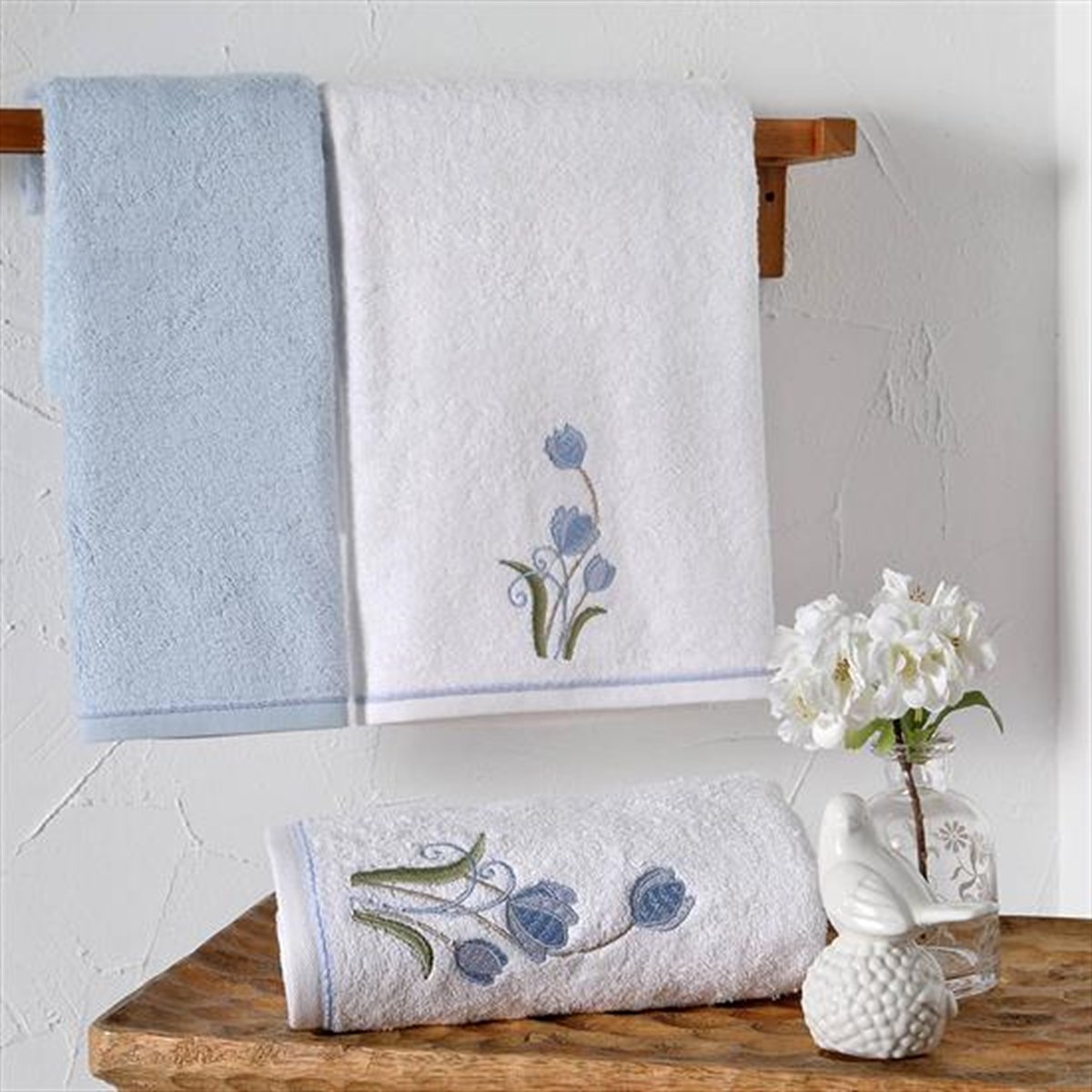 TAÇ HAMAM SETİ BAMBU CARMEN BEYAZ-MAVİ 