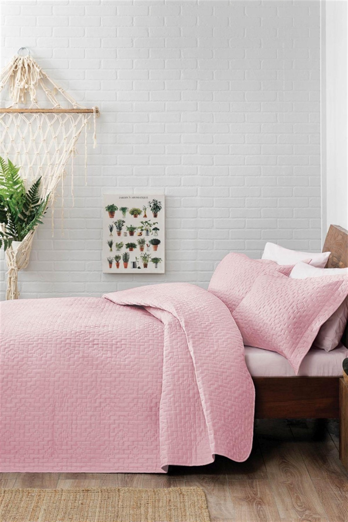 TAÇ YATAK ÖRTÜSÜ T.K.PES TRİSTA PEMBE
