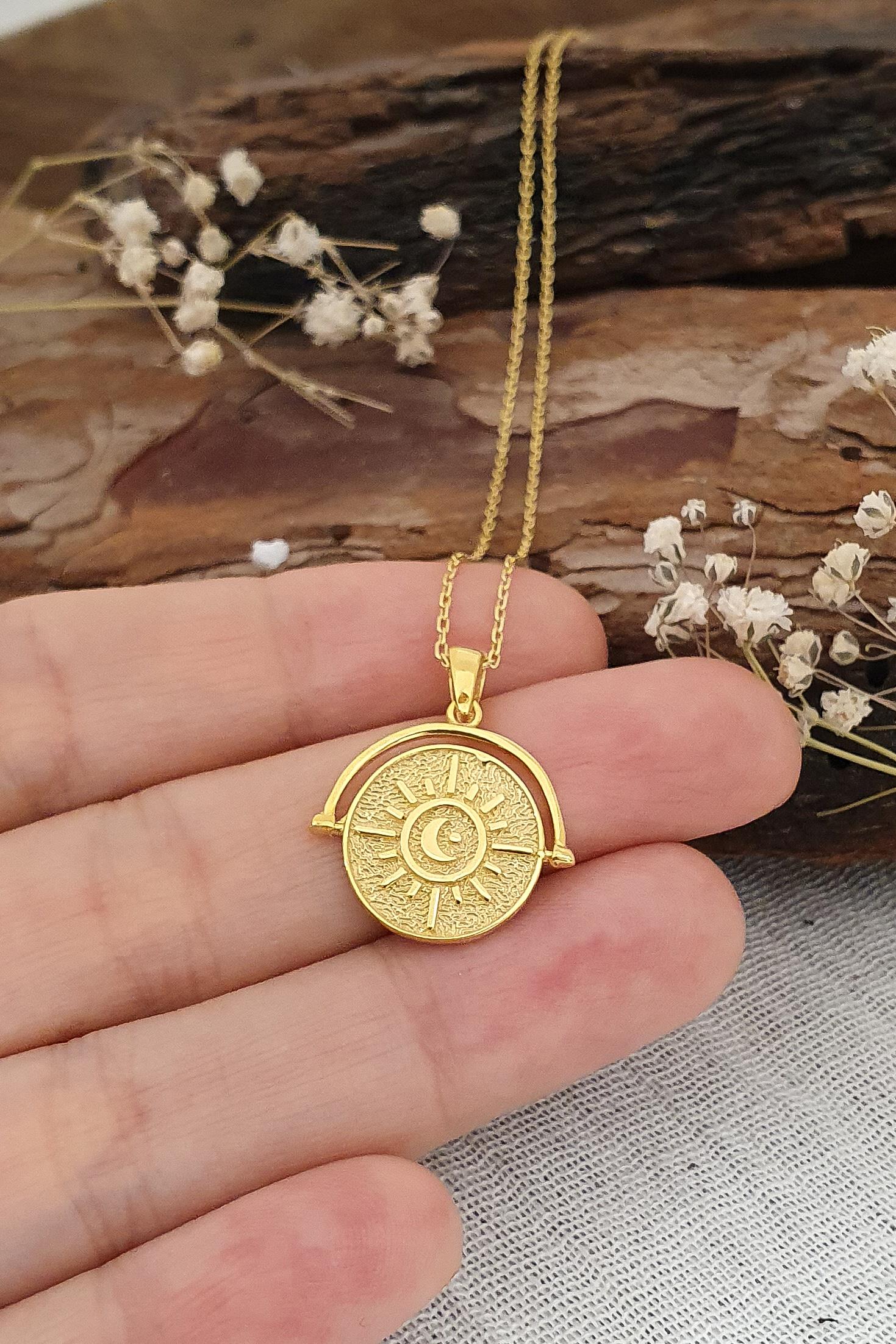 Ay ve Güneş Kolye Gümüş Üzeri Altın Kaplama El Yapımı