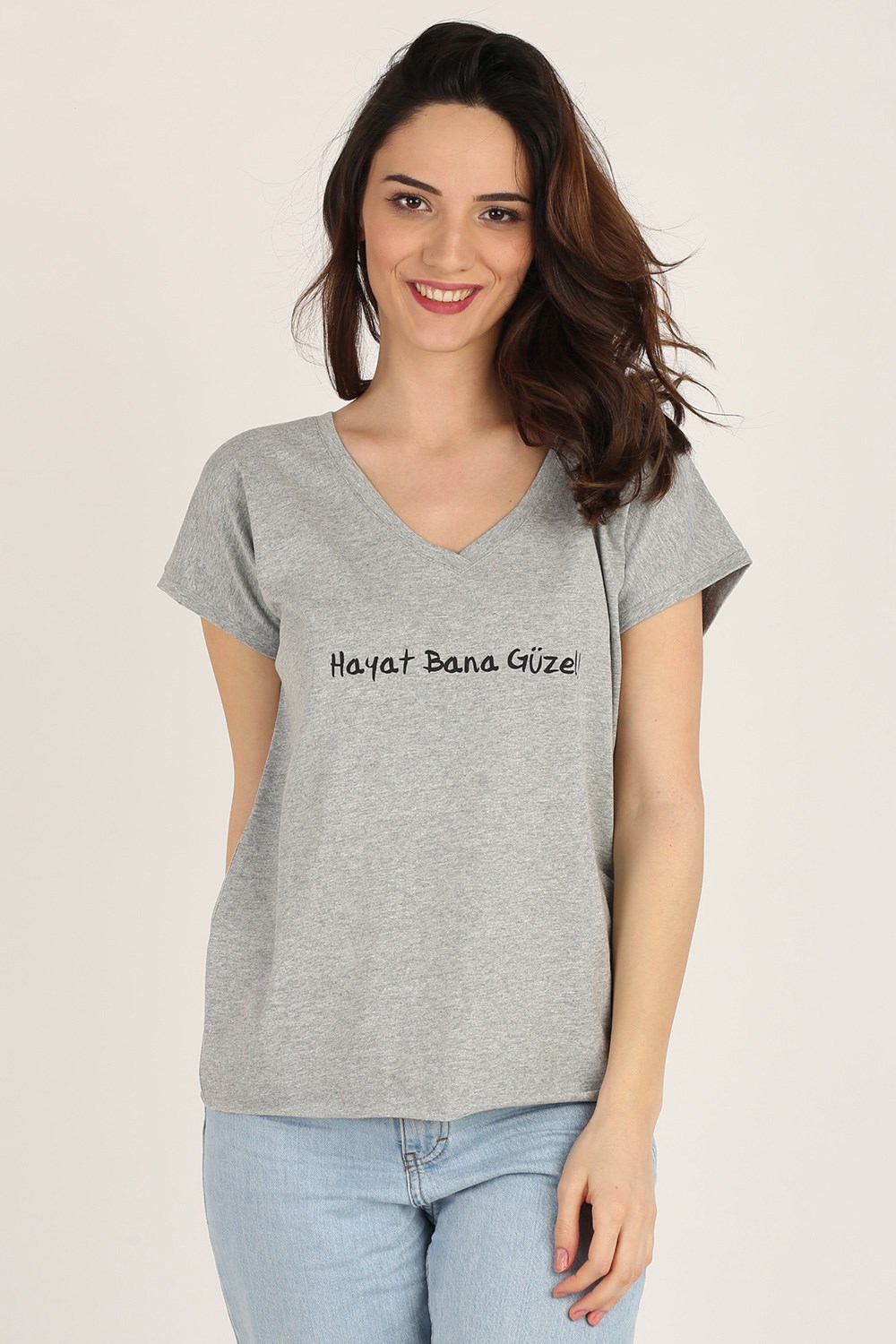 HAYAT BANA GÜZEL V YAKA T-SHIRT