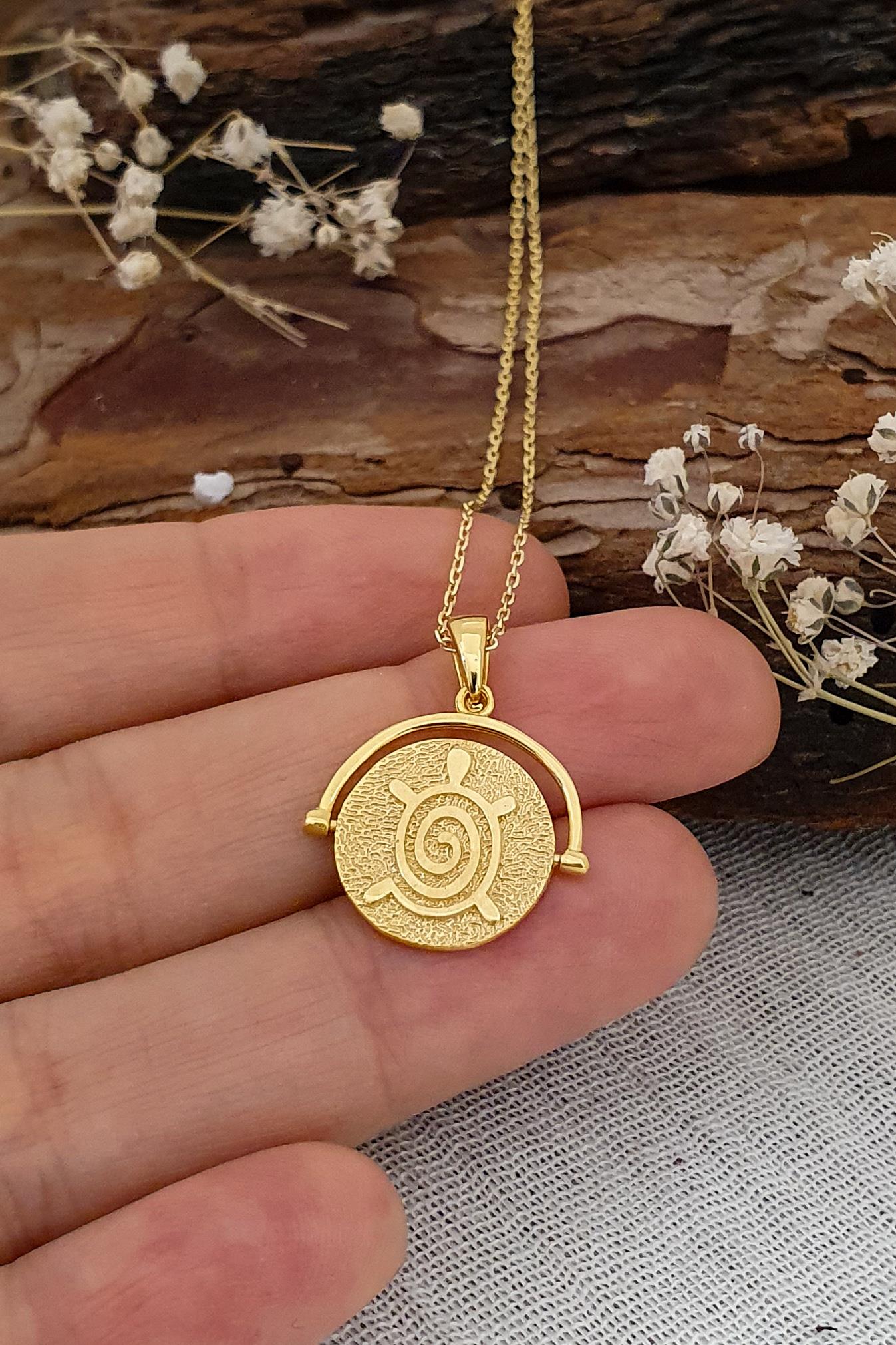 Kaplumbağa Kolye Gümüş Üzeri Altın Kaplama El Yapımı Akış ve Yeniden Doğum Sembolü