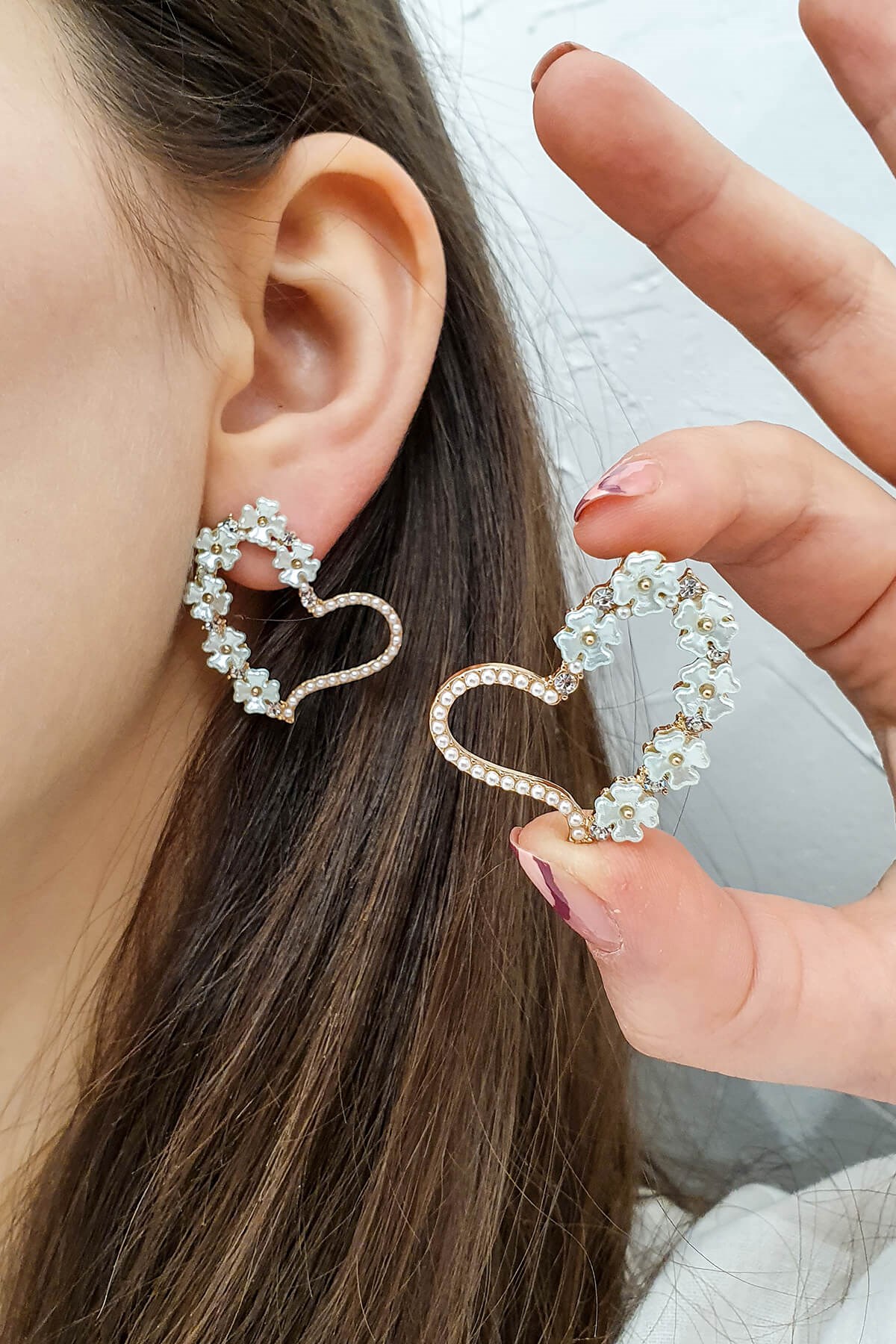 Mutluluk Veren Küpe