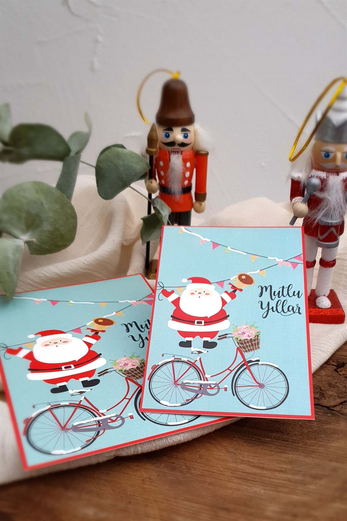 Yılbaşı Kartpostal - Noel Baba Figürlü