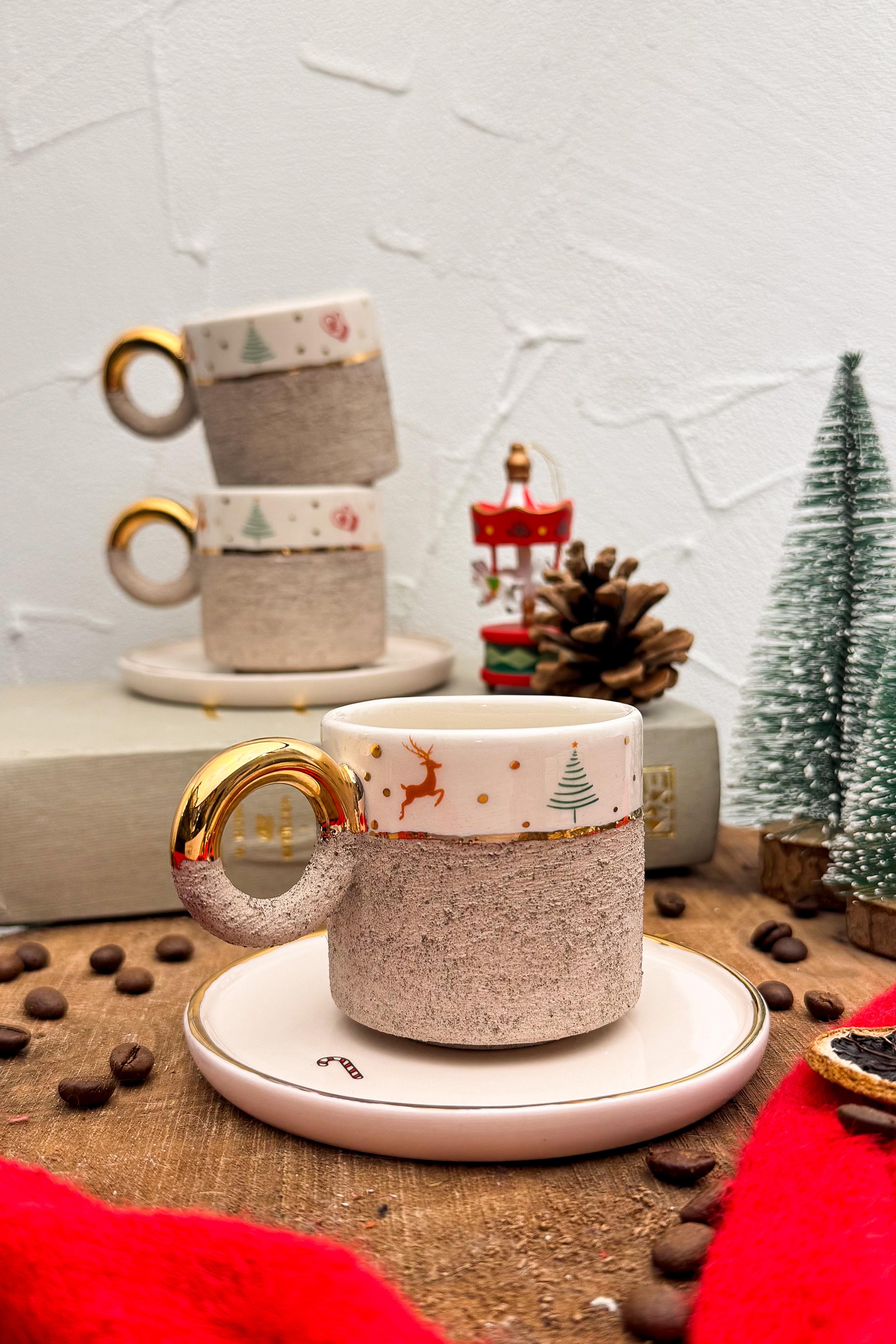 Yılbaşı Temalı Stoneware Türk Kahvesi Fincanı - 24K Altın Detaylı - Seramik El Yapımı