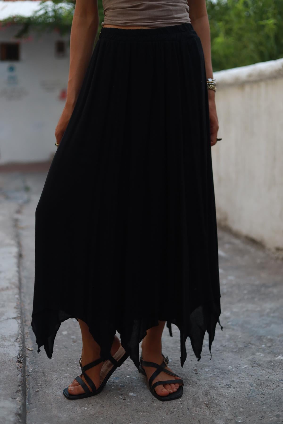  Black Asymmetrical Cut Elastic Waist Skirt