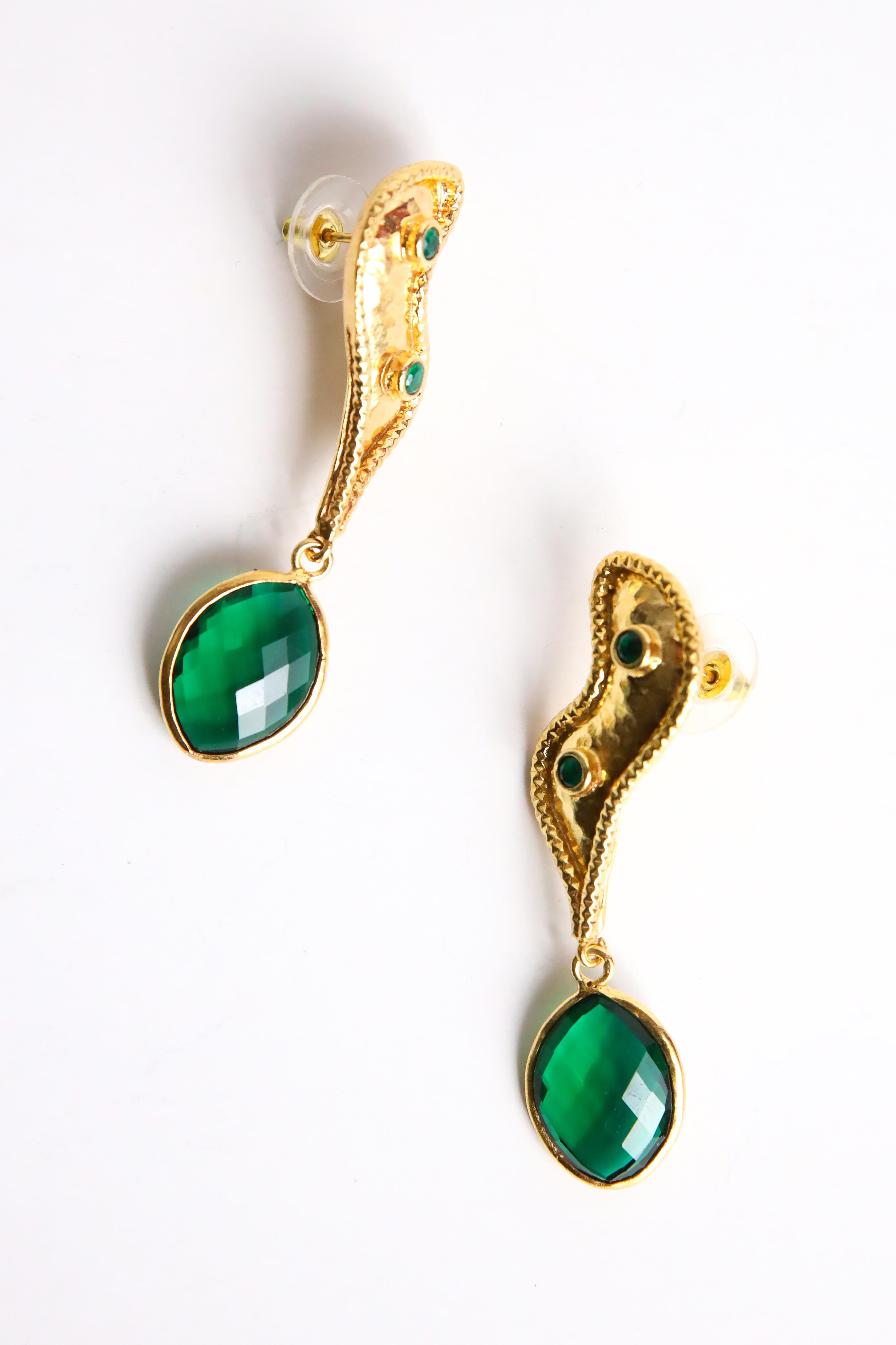 Altın Kaplama Sallantılı Küpe - Şaman Butik Altın Kaplama Sallantılı Küpe