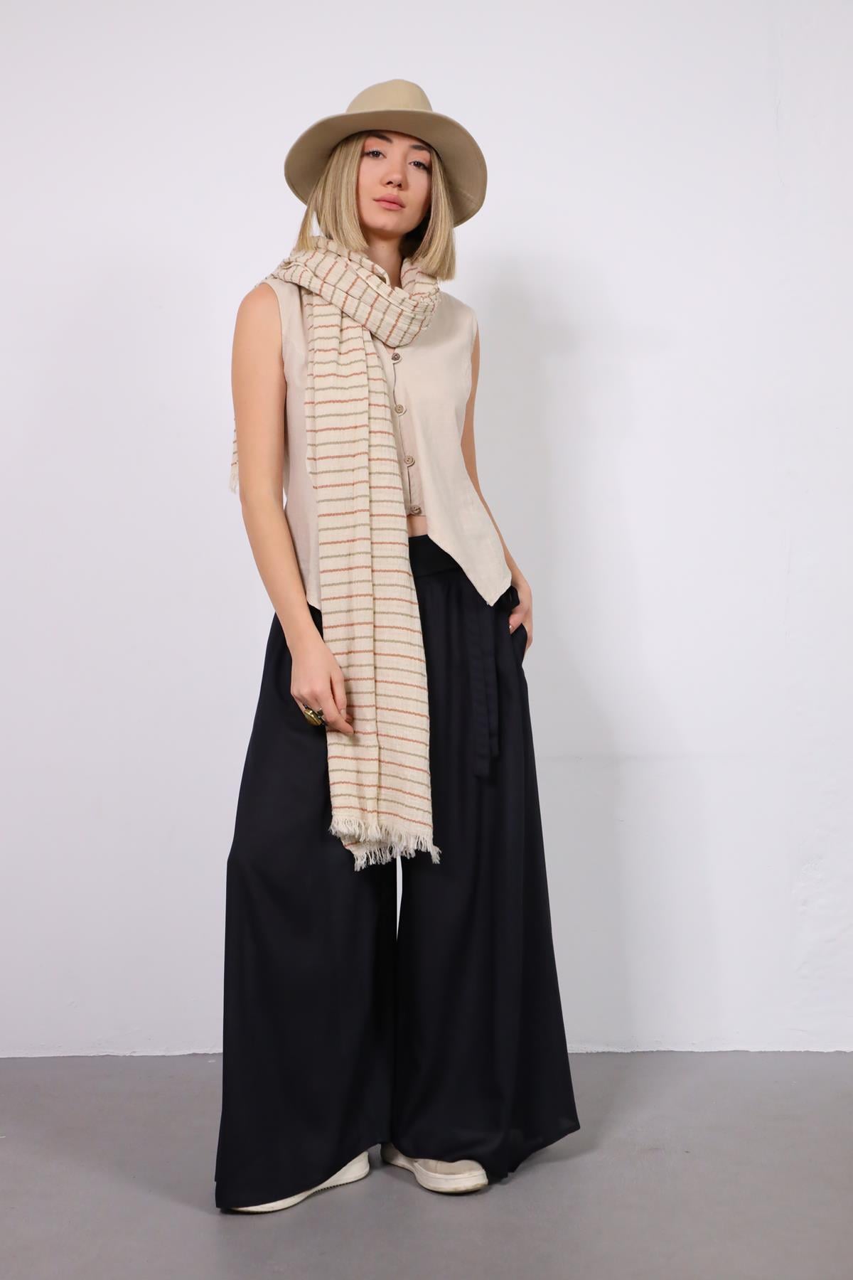 Siyah Beli İpli Yırtmaçlı Yarasa Pantolon - Şaman Butik Siyah Beli İpli Yırtmaçlı Yarasa Pantolon