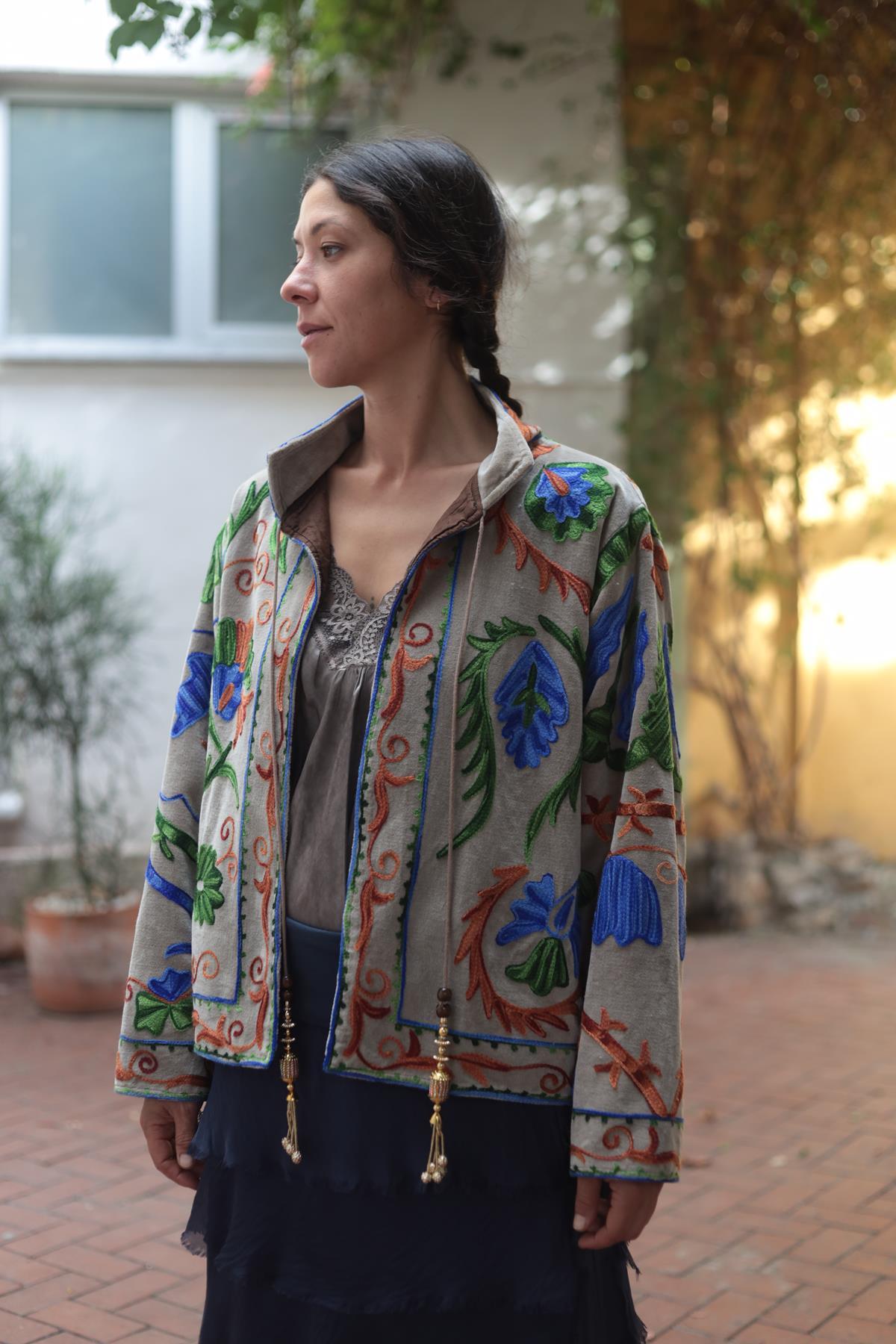 Vizon Rengi Kadife Suzani Ceket