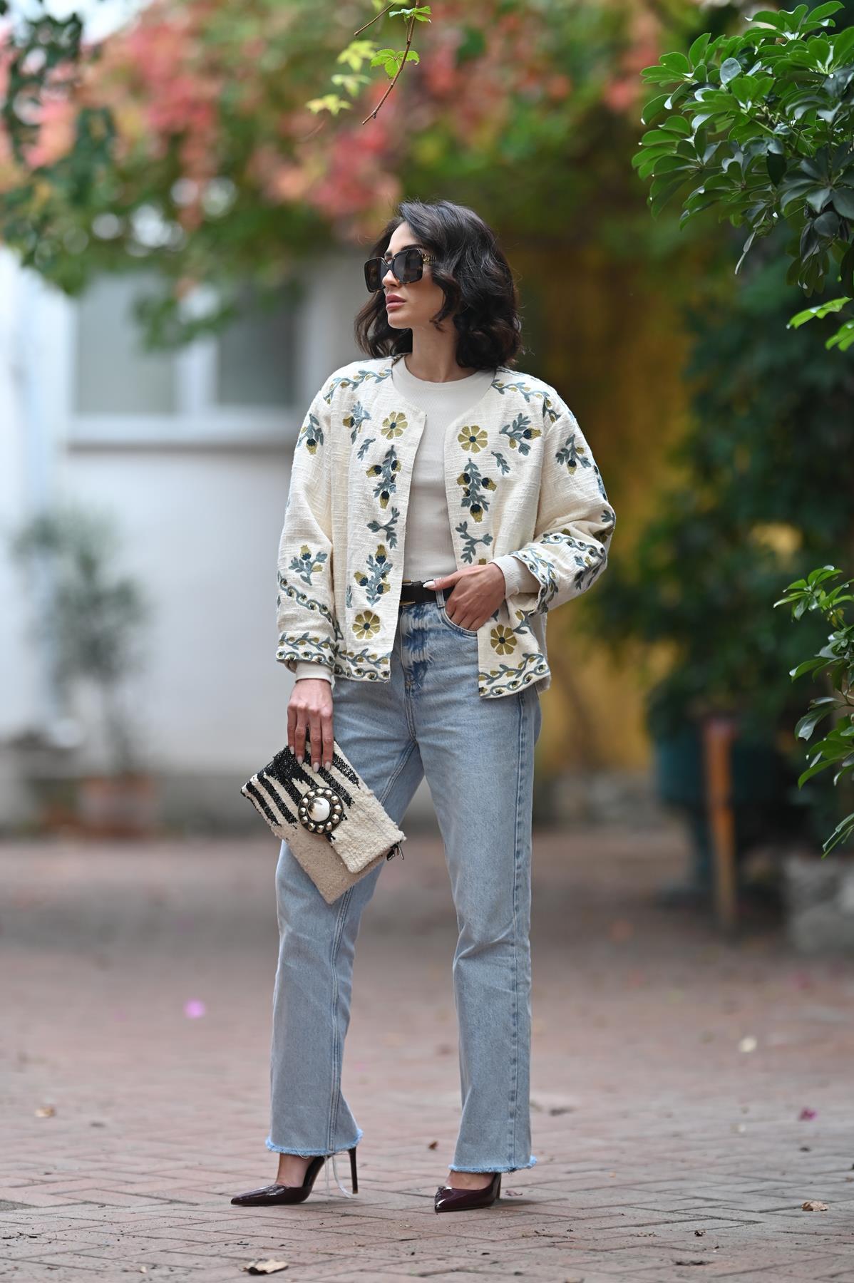 Ekru Etamin Suzani Ceket