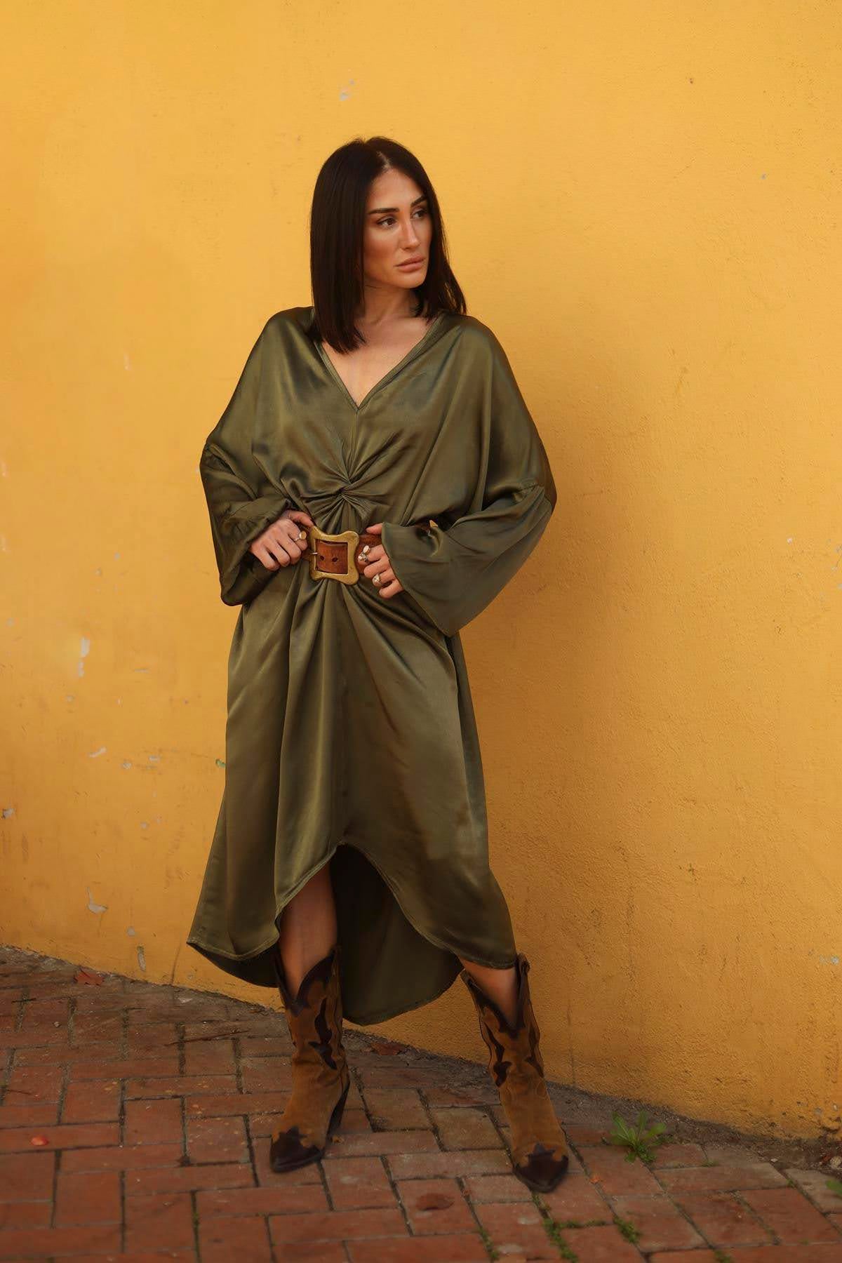 Haki Önü Büzgülü Saten Elbise