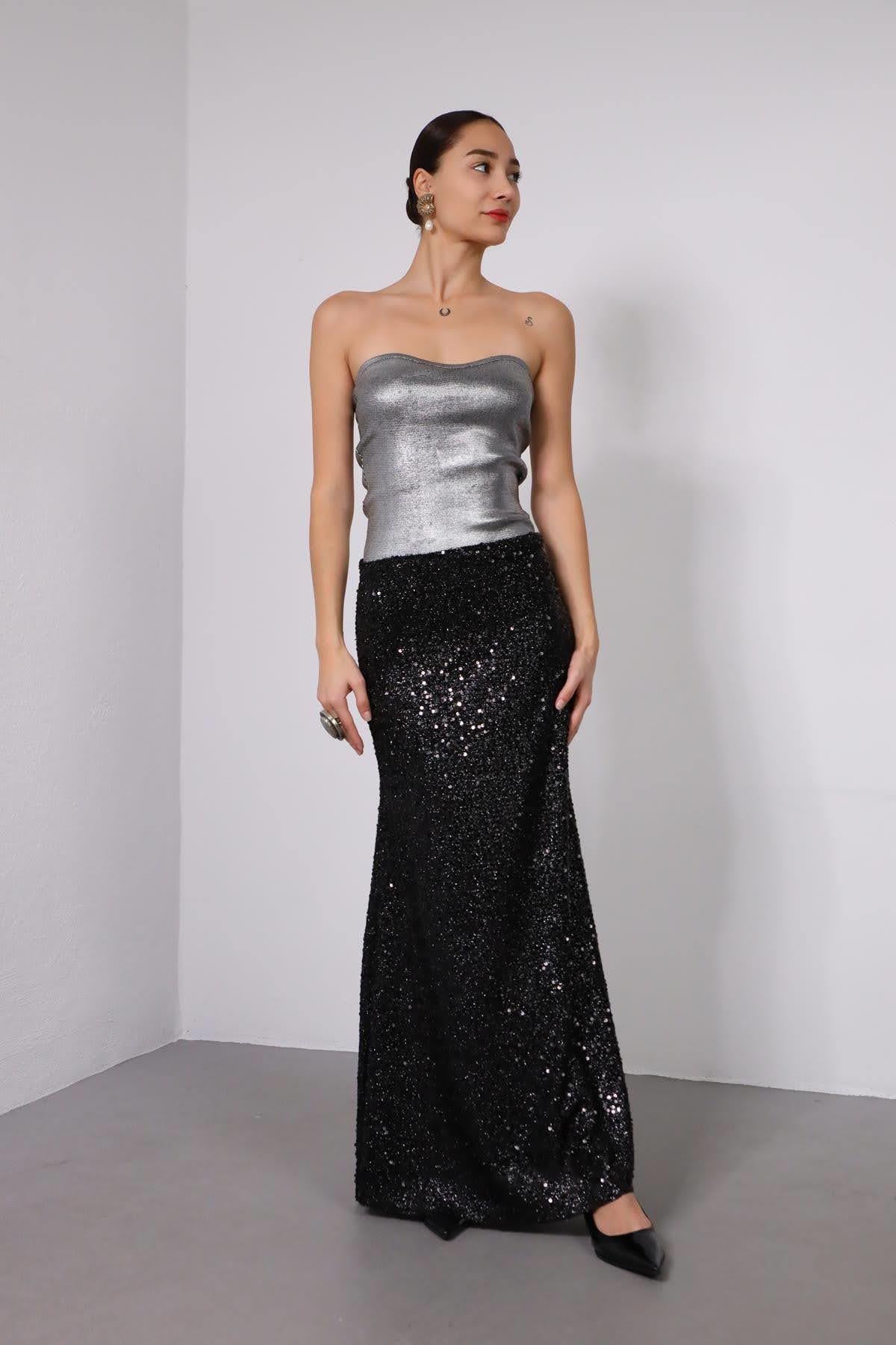  Siyah Saçaklı Payetli Çan Etek