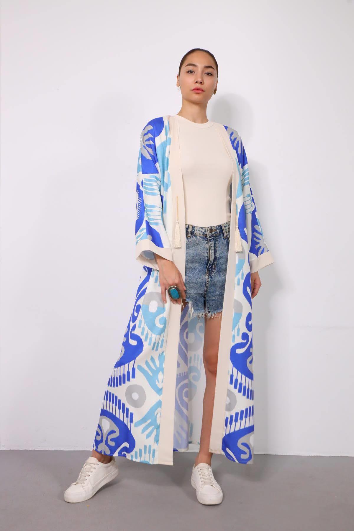Krem Rengi Desenli Yanları Yırtmaçlı Kimono - Şaman Butik Krem Rengi Desenli Yanları Yırtmaçlı Kimono