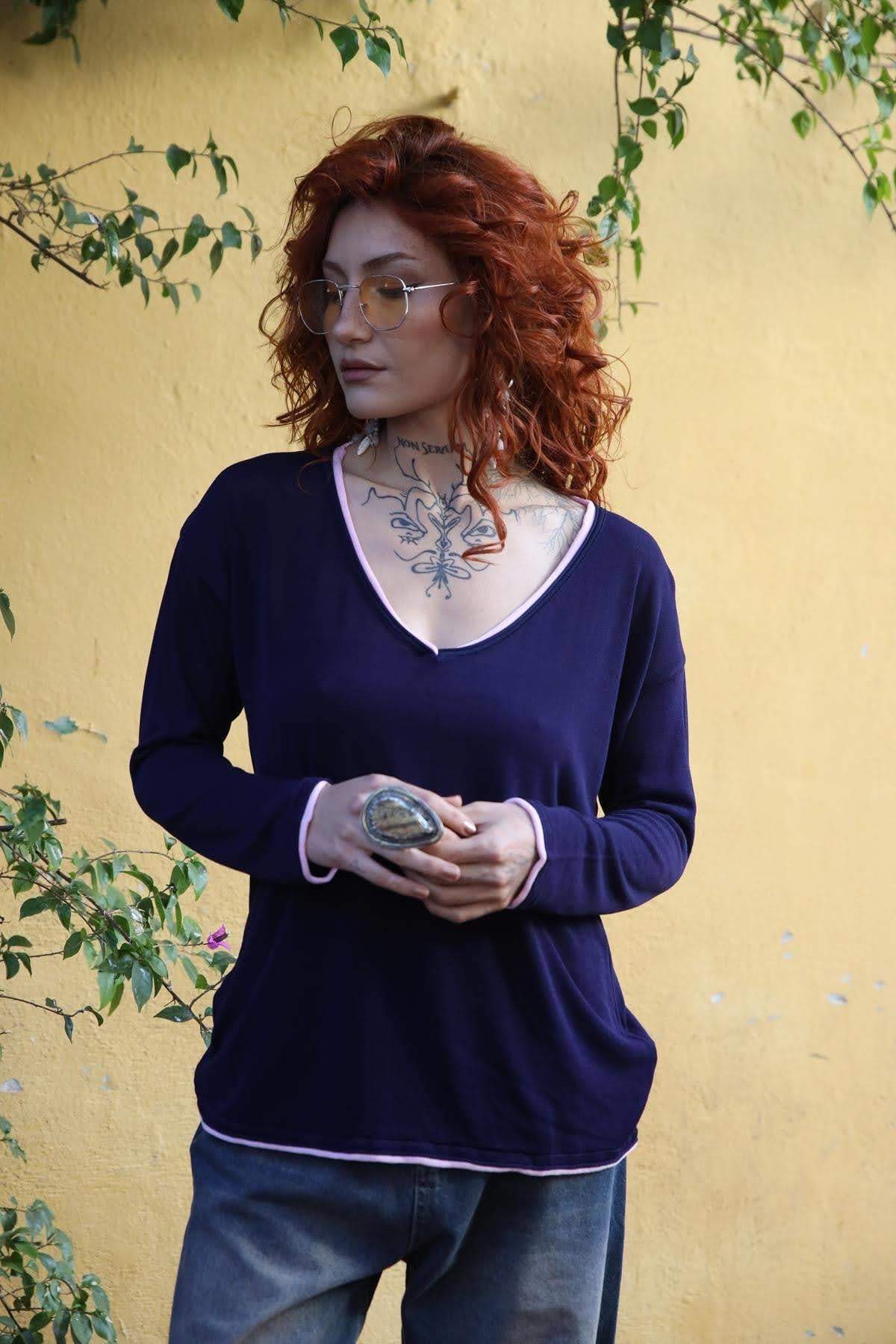 Lacivert V Yaka Garnili Merserize Bluz