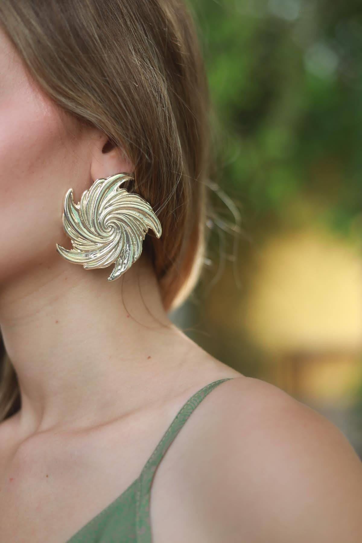 Spiral Gold Rengi Küpe