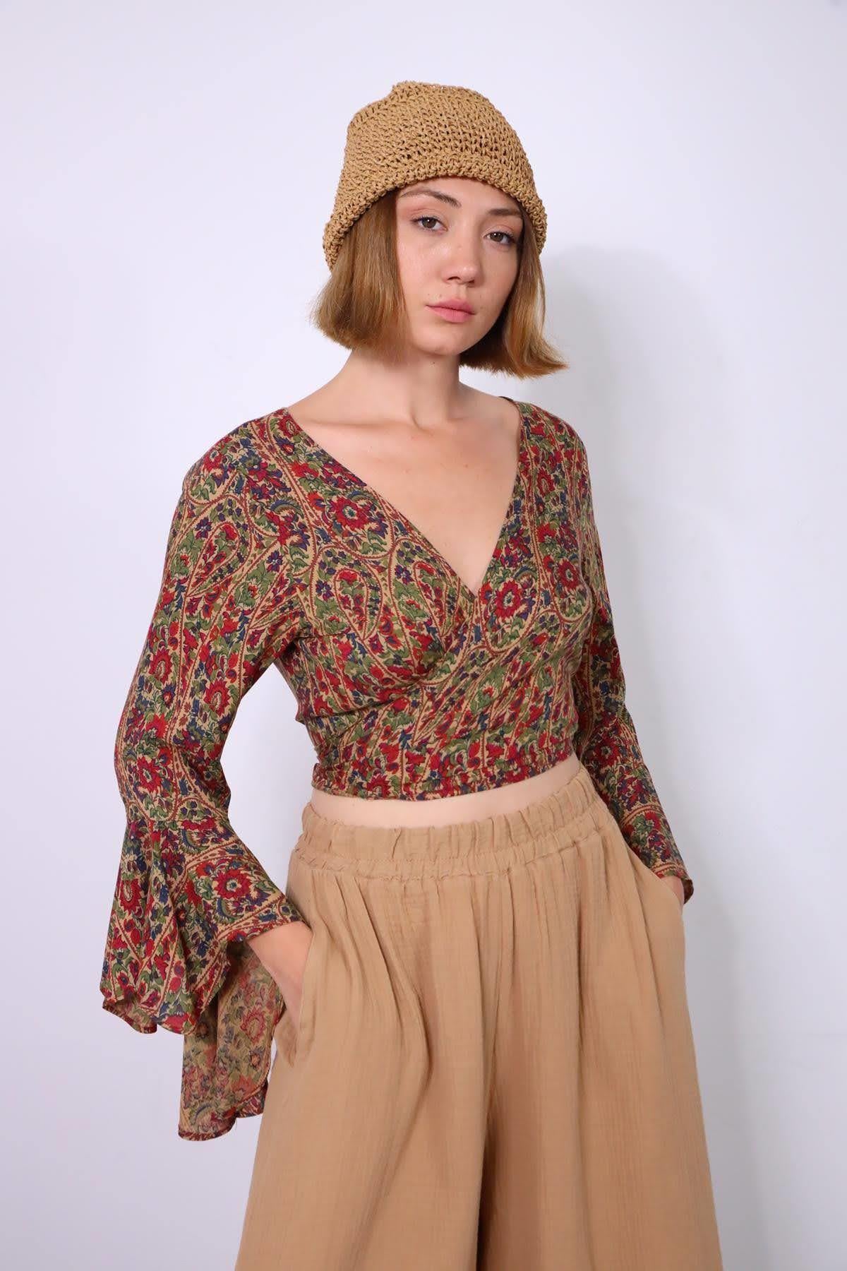 Kahverengi Desenli İspanyol Kol Crop Bluz - Şaman Butik - Bohem Giyim ve Aksesuar | Kadın & Erkek Kahverengi Desenli İspanyol Kol Crop Bluz