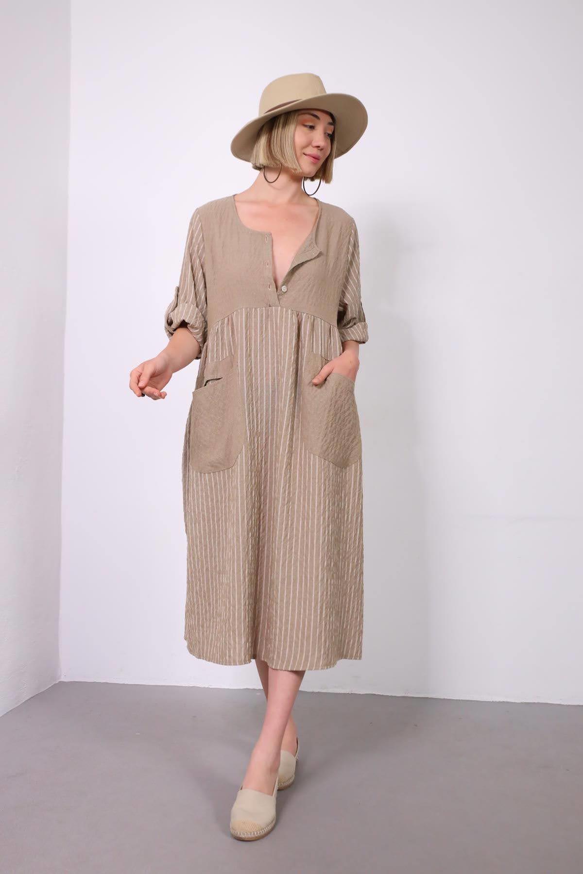 Bej Garnili Çizgili Gofre Elbise - Şaman Butik Bej Garnili Çizgili Gofre Elbise