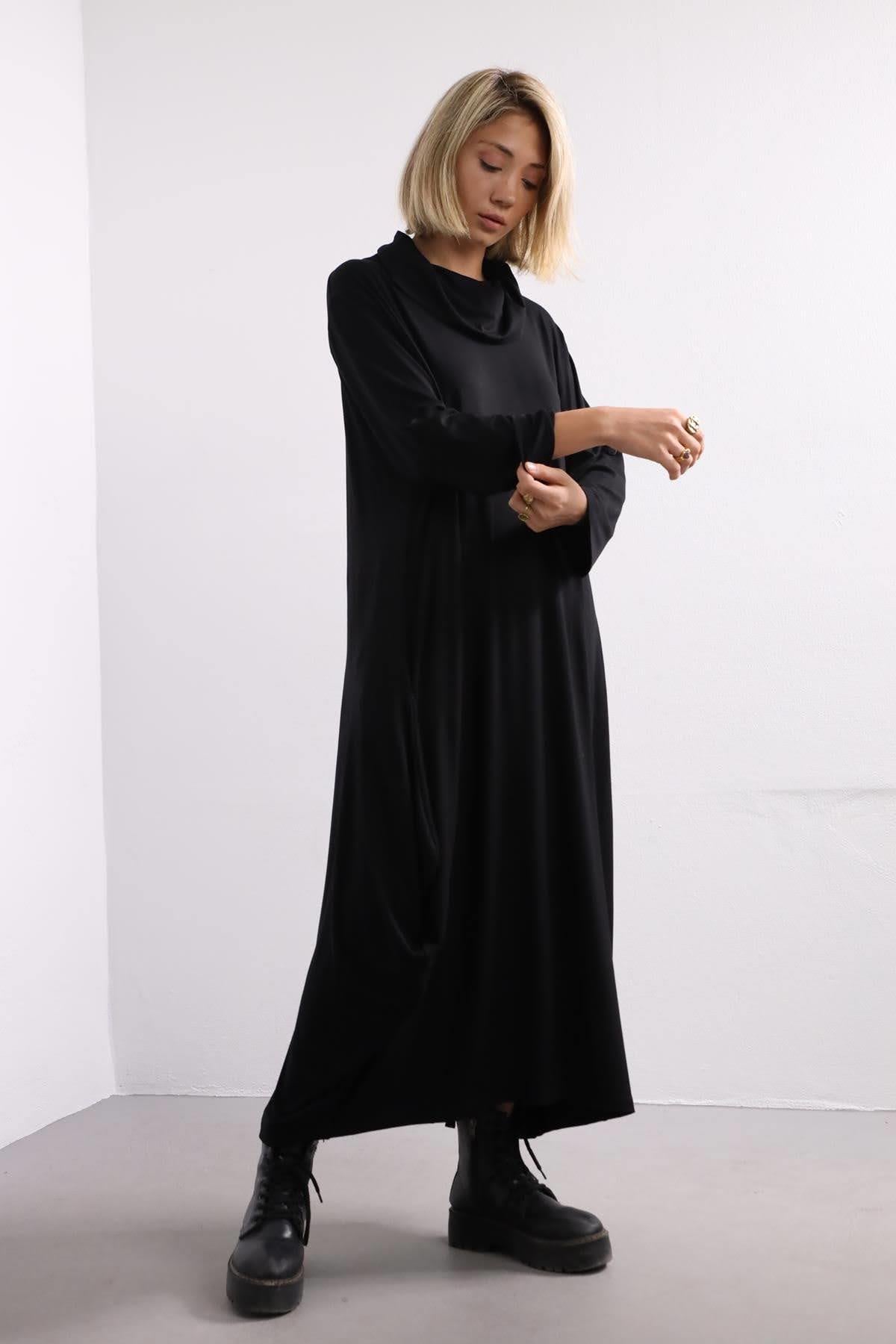 Siyah Boğazlı Salaş Elbise - Şaman Butik Siyah Boğazlı Salaş Elbise