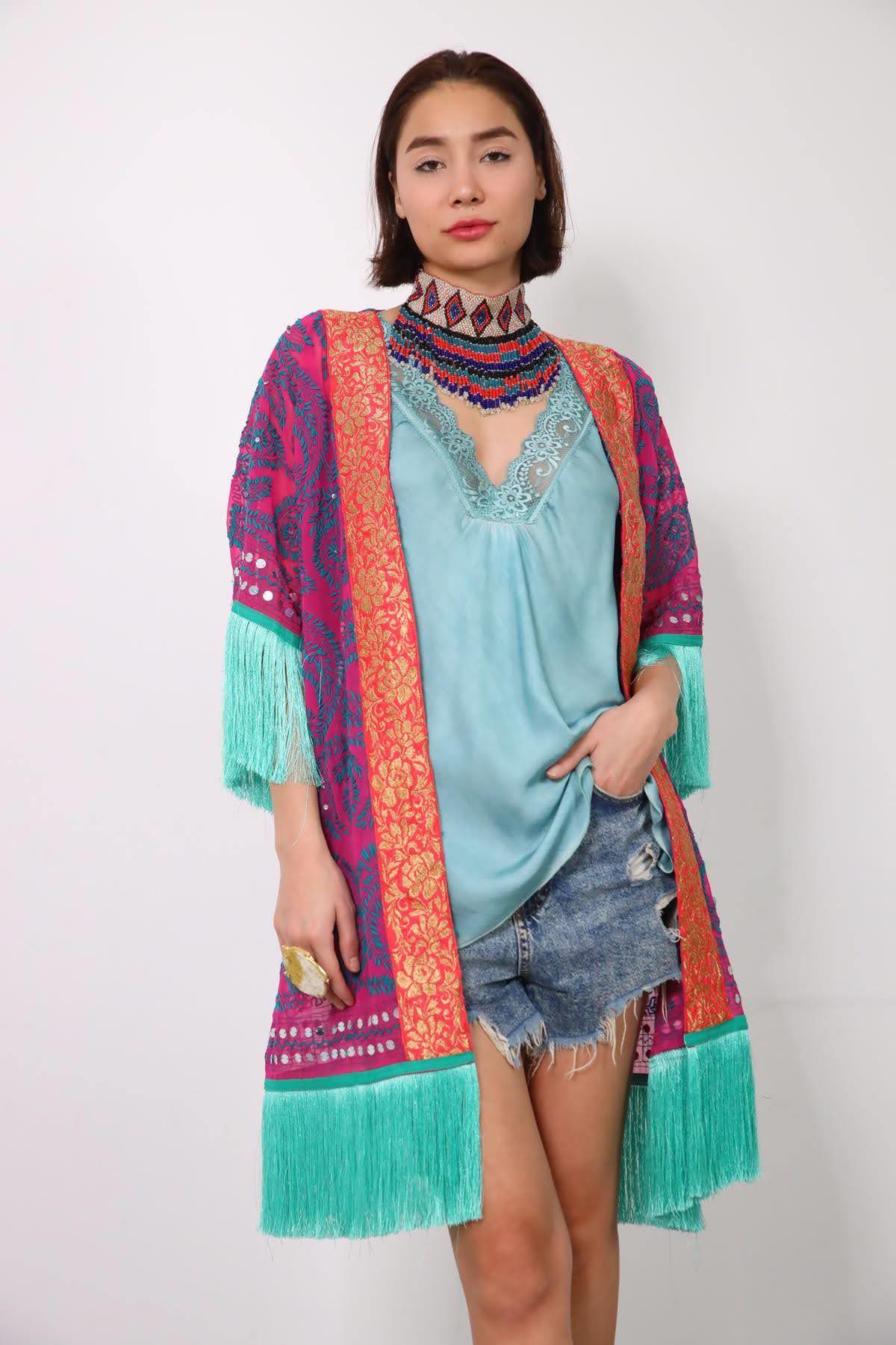  Fuşya İşlemeli Püsküllü Kaftan