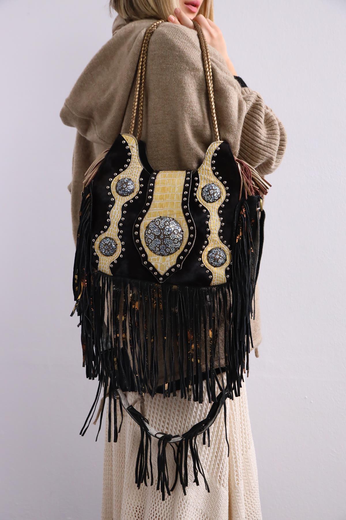 Siyah Mozaik Taş Detaylı Tay Tüyü Tasarım Çanta - Şaman Butik Siyah Mozaik Taş Detaylı Tay Tüyü Tasarım Çanta