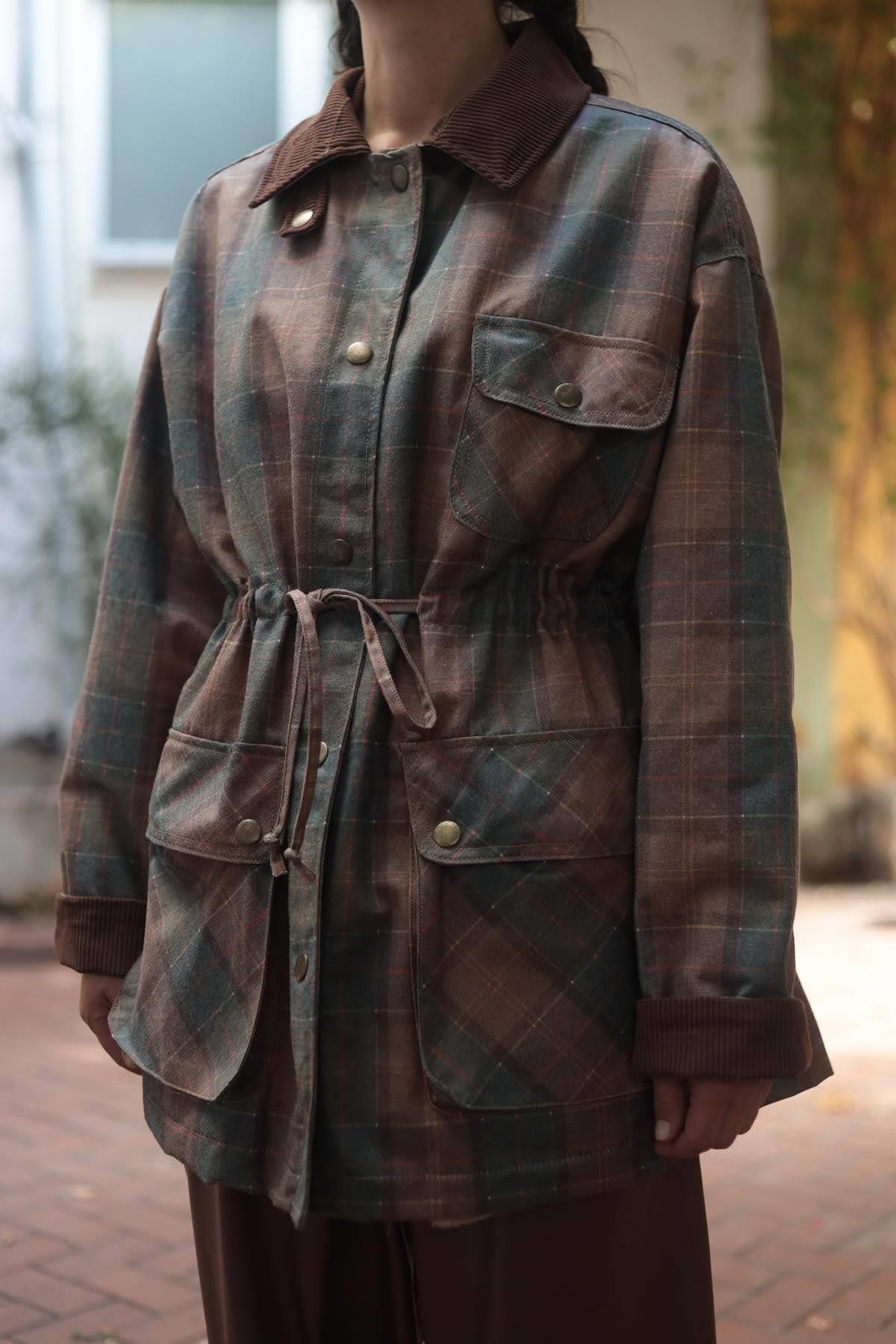 Haki Yakası Kadife İçi Polar Ekose Trençkot