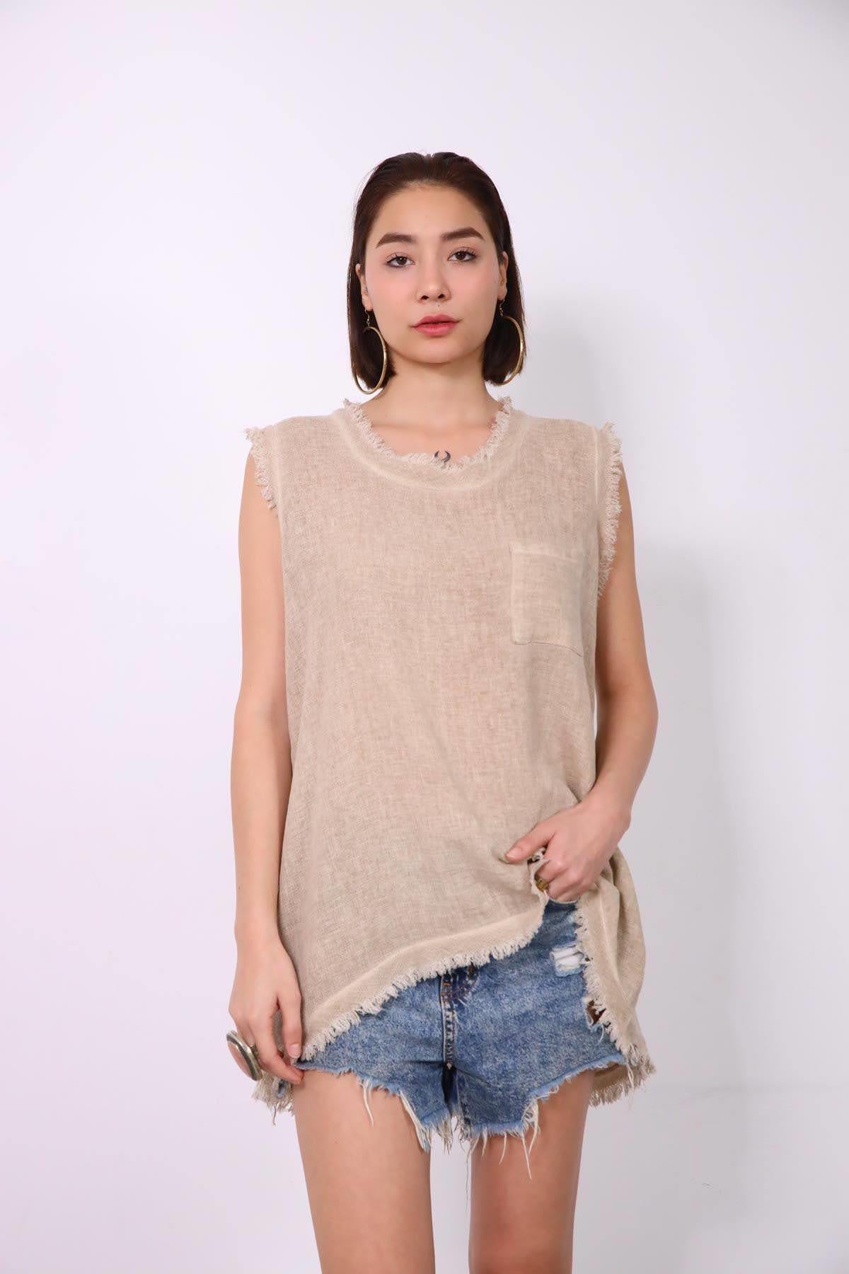 Krem Rengi Arkası Uzun Tek Cepli Püsküllü Bluz - Şaman Butik Krem Rengi Arkası Uzun Tek Cepli Püsküllü Bluz