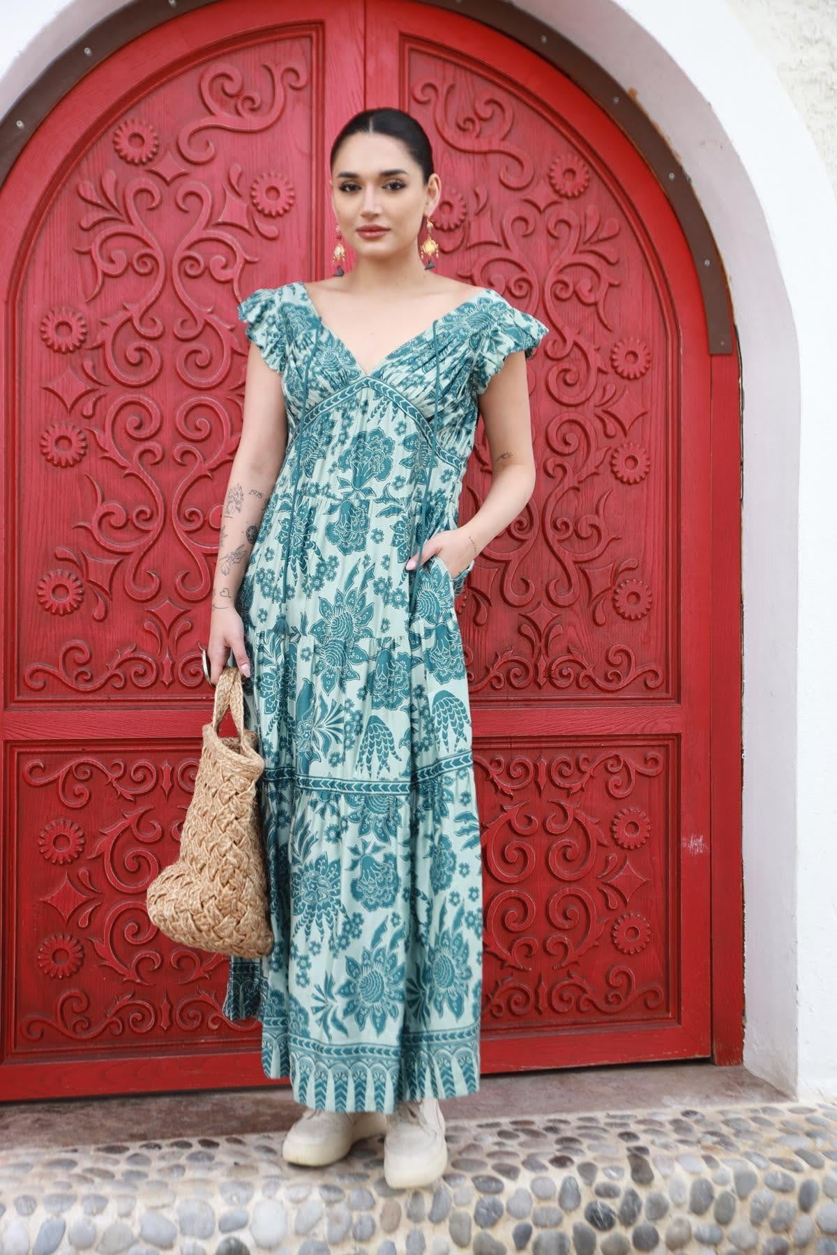 Petrol Yeşili Desenli Volanlı Sıfır Kol Pileli Otantik Elbise